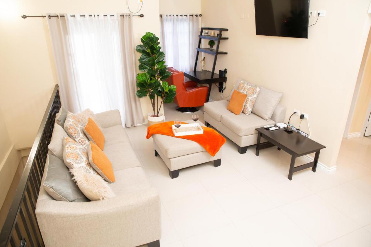 Stacys Place #2 2 Bedroom Apartment ポートオブスペイン エクステリア 写真