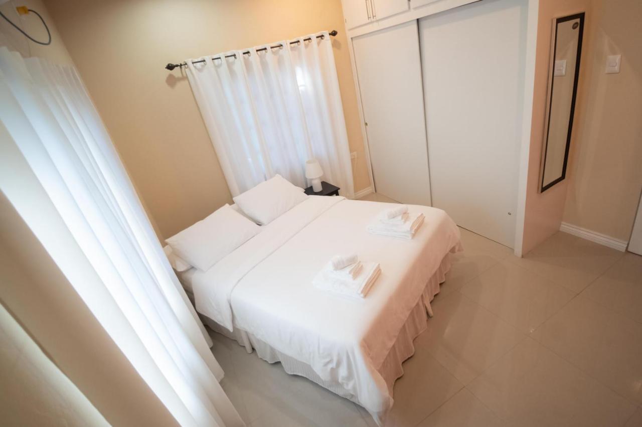 Stacys Place #2 2 Bedroom Apartment ポートオブスペイン エクステリア 写真